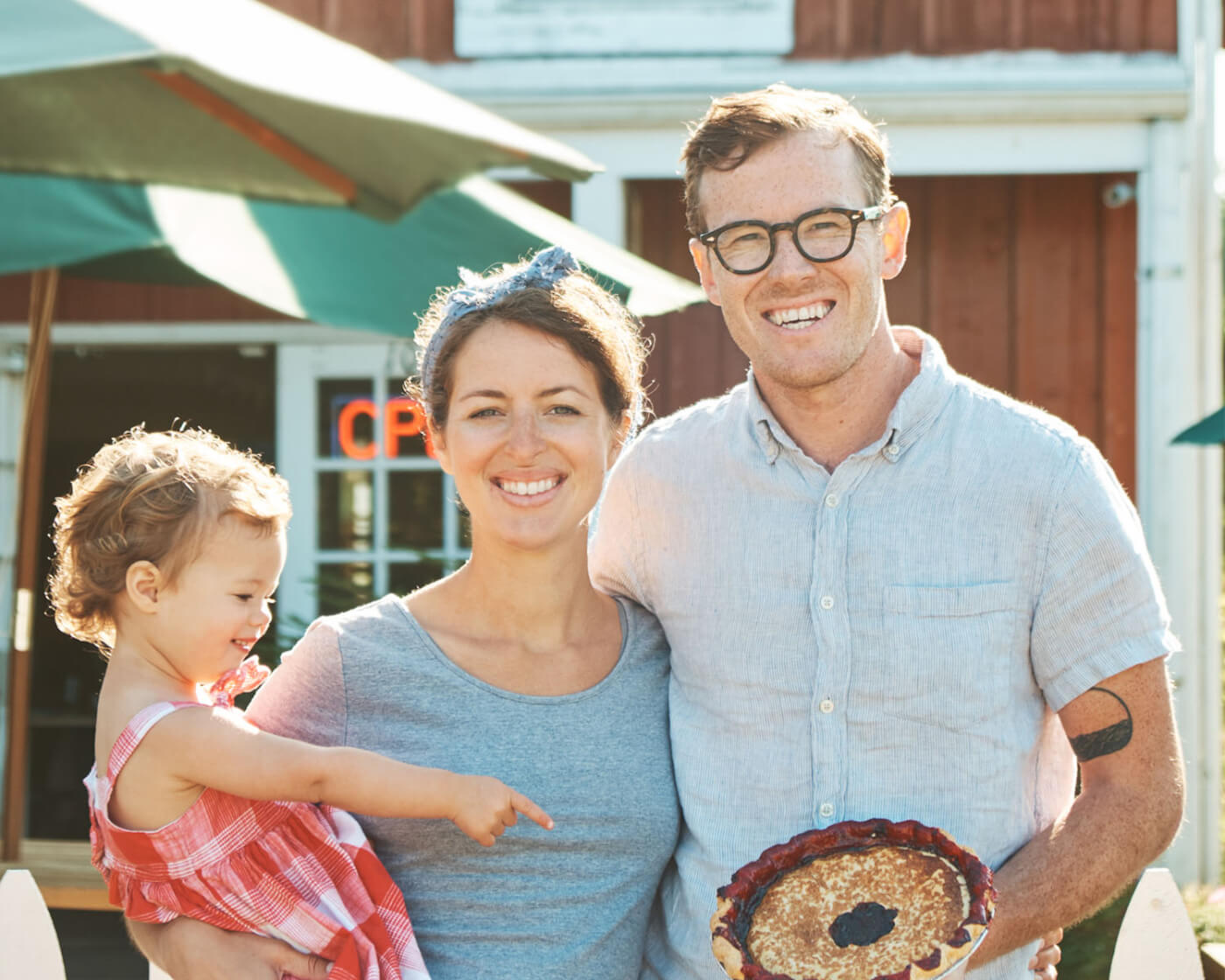 Handmade Fruit Whidbey Pies, Joe Gunn and his family from Metropolitan Market